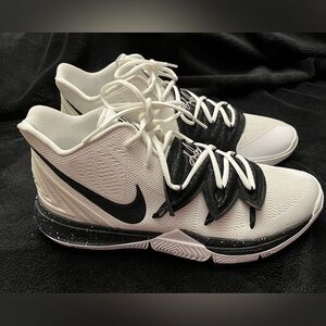 Nike Kyrie Irving 5 Black and White Shoes